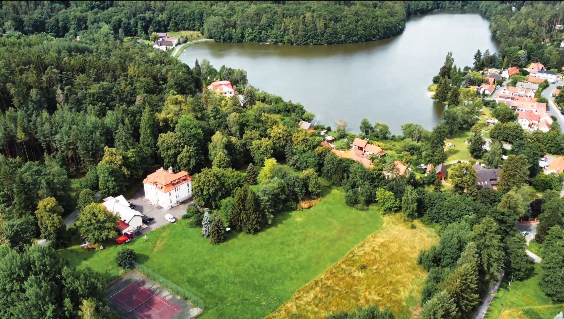 Jevany, pozemek 2603 m2
